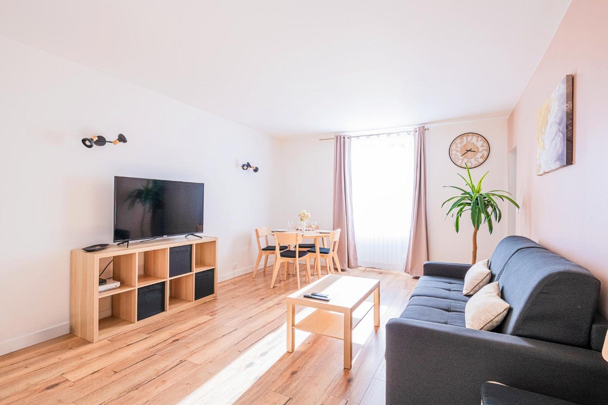 Ideal Pro Et Famille En Hypercentre - 3 Lits Corbeil-Essonnes Exteriör bild